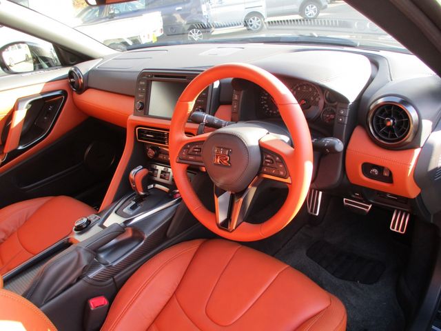 Nissan GT-R 2020-09 1503-12