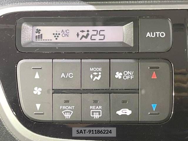 Honda N BOX CUSTOM 2016-03 306647-7