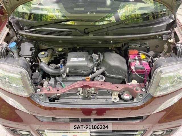 Honda N BOX CUSTOM 2016-03 306647-19