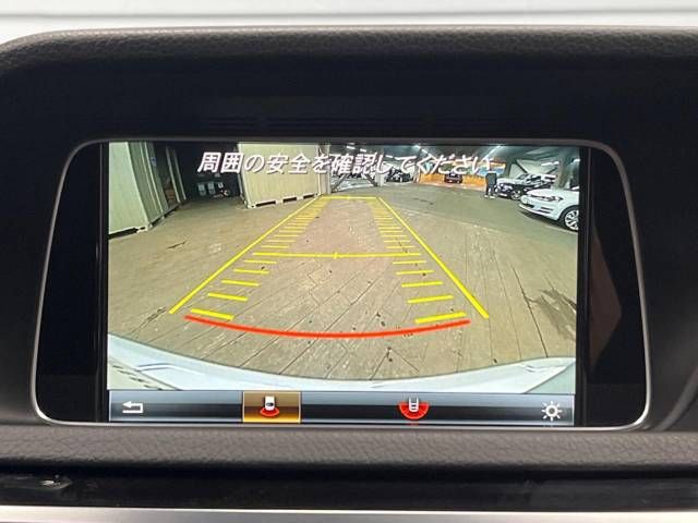 Mercedes Benz E-CLASS 2015-05 185704-4
