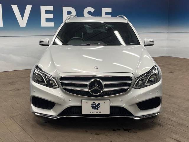Mercedes Benz E-CLASS 2015-05 185704-15