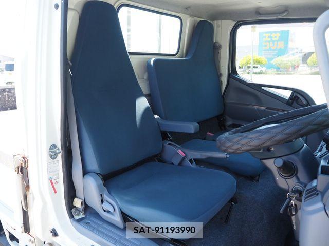 Mitsubishi CANTER 2015-08 294517-16