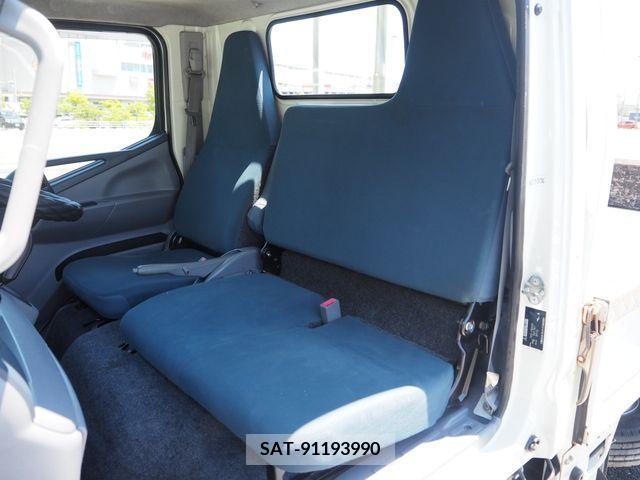 Mitsubishi CANTER 2015-08 294517-17