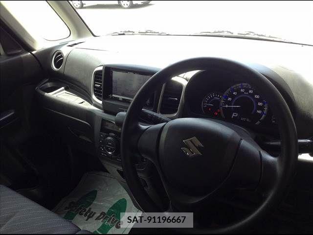 Suzuki SPACIA 2017-06 351447-22