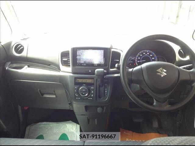Suzuki SPACIA 2017-06 351447-21