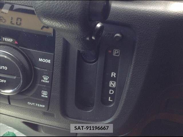 Suzuki SPACIA 2017-06 351447-28