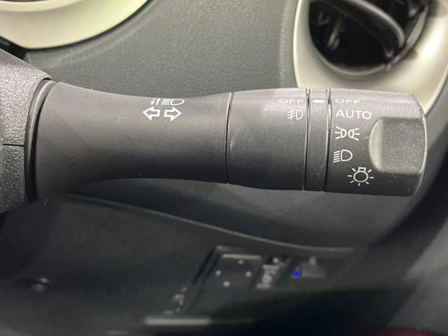 Nissan JUKE 2011-07 182147-4