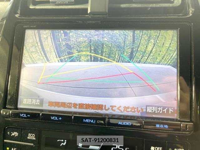 Toyota PRIUS 2016-03 366309-3