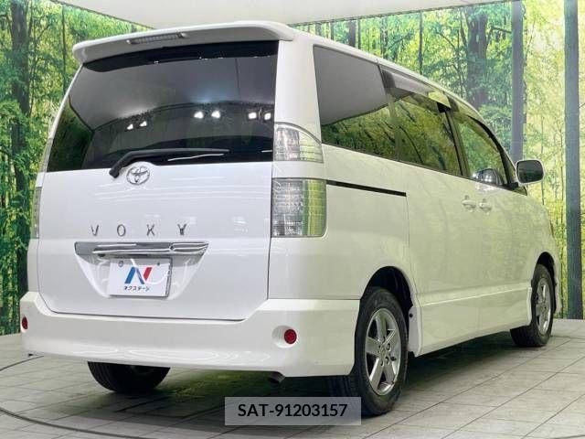 Toyota VOXY 2005-07 385619-6