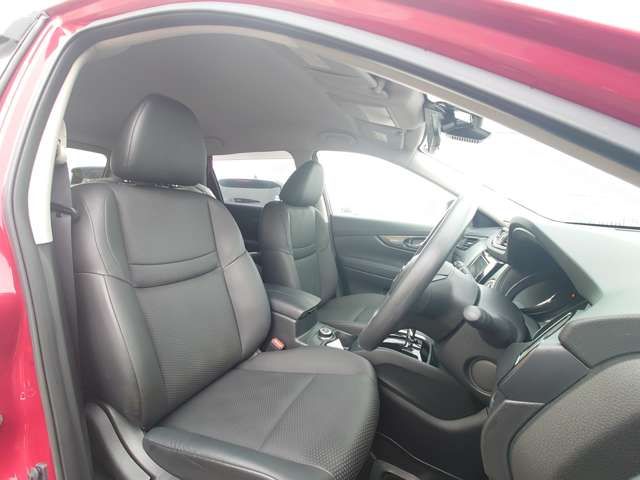 Nissan X-TRAIL 2020-08 14762-3
