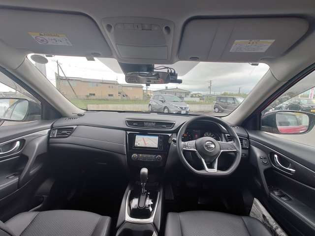 Nissan X-TRAIL 2020-08 14762-2