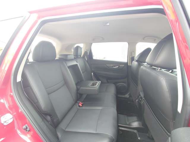 Nissan X-TRAIL 2020-08 14762-4