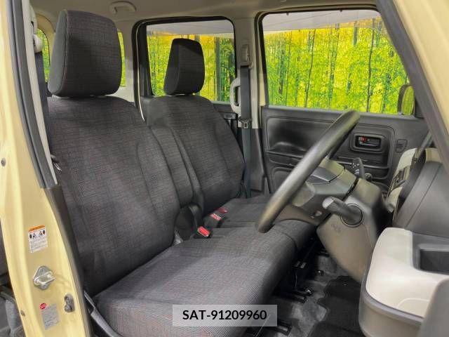 Suzuki SPACIA 2019-03 368537-8