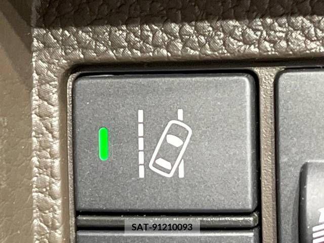 Honda N BOX 2022-09 223402-7