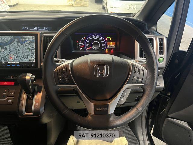 Honda e 2014-02 235365-12