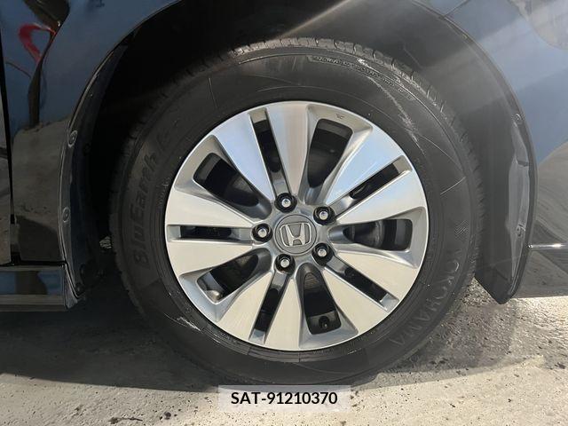 Honda e 2014-02 235365-9