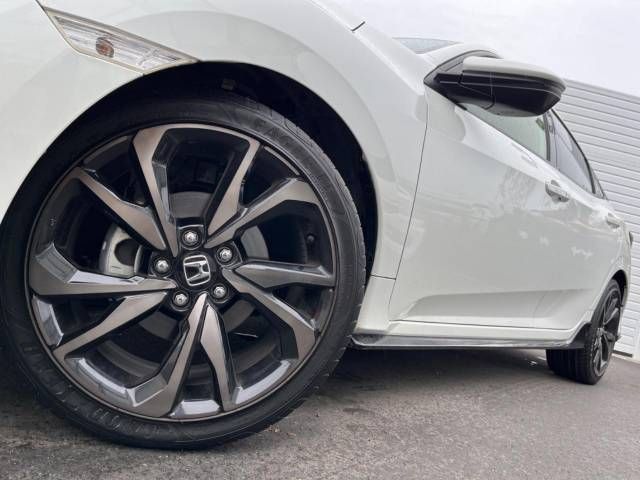 Honda CIVIC 2017-09 185852-13
