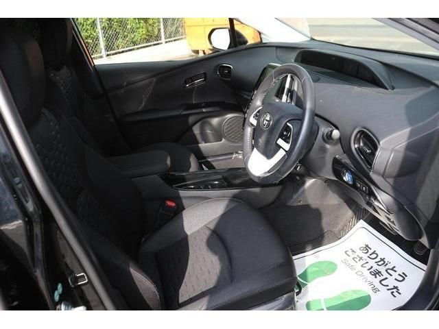Toyota PRIUS PHV 2017-06 7296-10