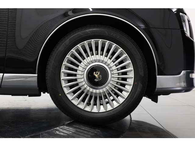 Toyota CENTURY 2018-08 194361-4