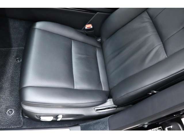 Toyota CENTURY 2018-08 194361-7