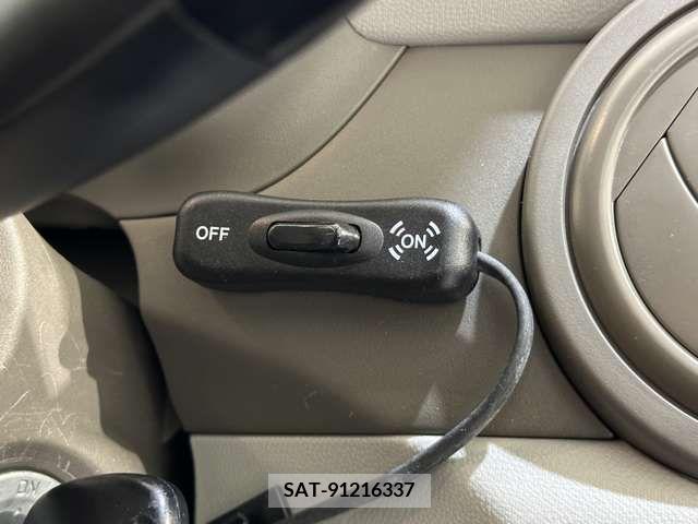 Mazda CAROL 2015-02 305271-16