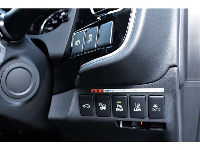 Mitsubishi OUTLANDER PHEV 2018-08 2939-8