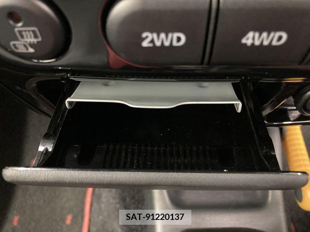 Suzuki JIMNY SIERRA 2014-01 335607-9
