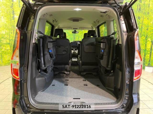 Nissan SERENA 2019-09 239212-11