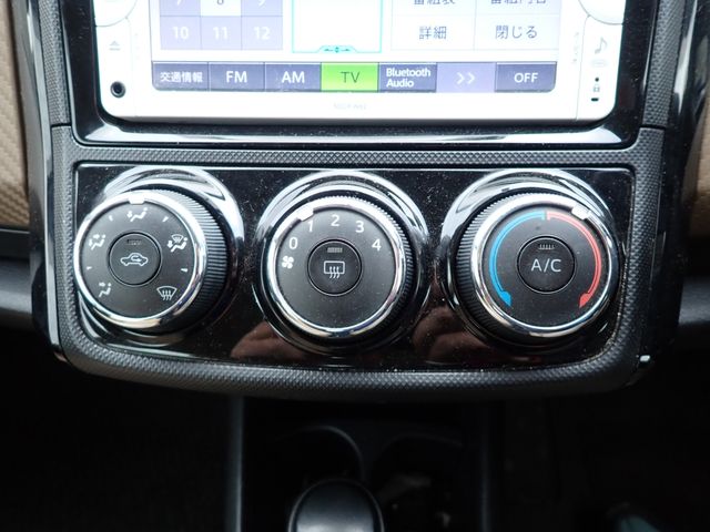 Toyota COROLLA AXIO 2012-11 29192-12