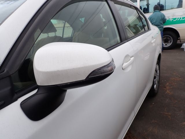 Toyota COROLLA AXIO 2012-11 29192-3