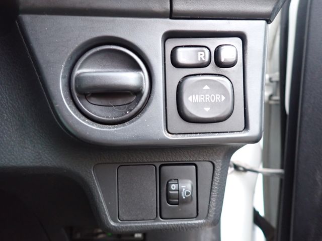Toyota COROLLA AXIO 2012-11 29192-14