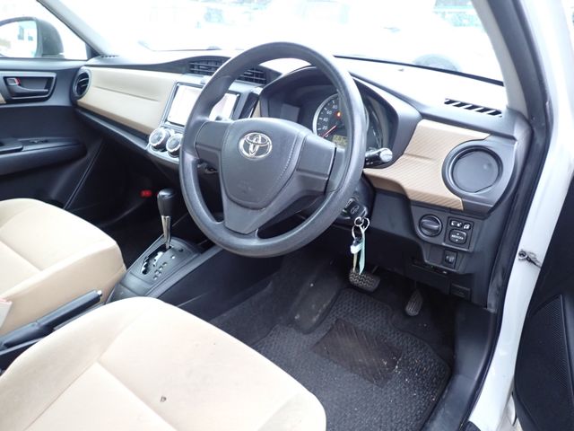 Toyota COROLLA AXIO 2012-11 29192-8