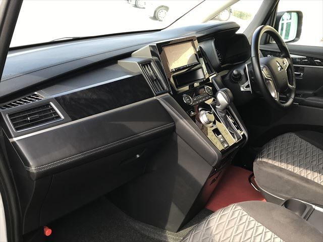 Mitsubishi DELICA D5 2019-03 7286-9