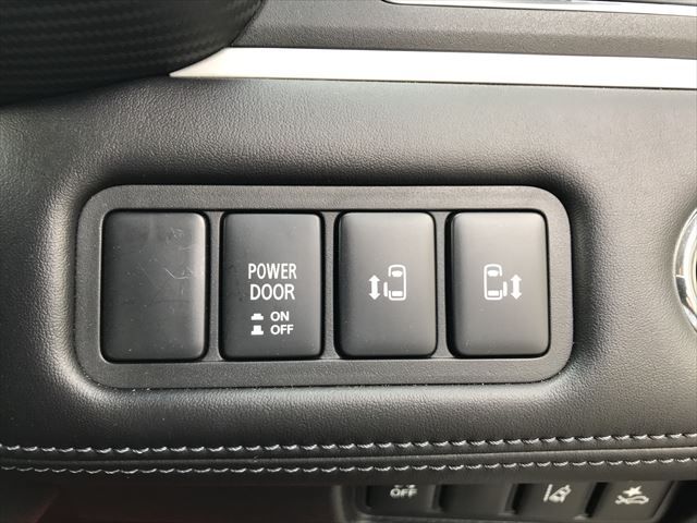 Mitsubishi DELICA D5 2019-03 7286-21