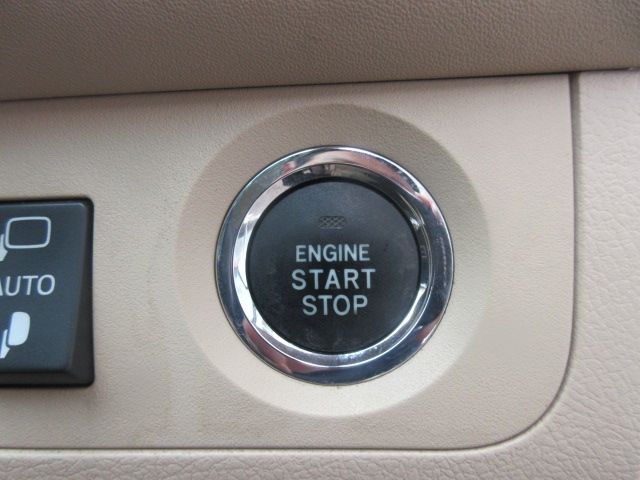 Toyota CROWN SEDAN 2010-05 12333-18