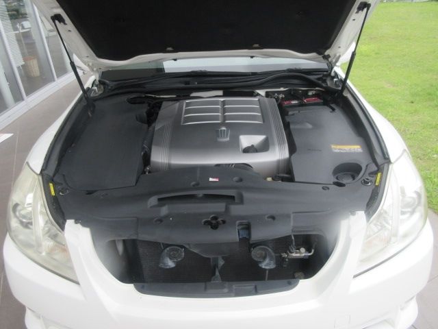 Toyota CROWN SEDAN 2010-05 12333-26
