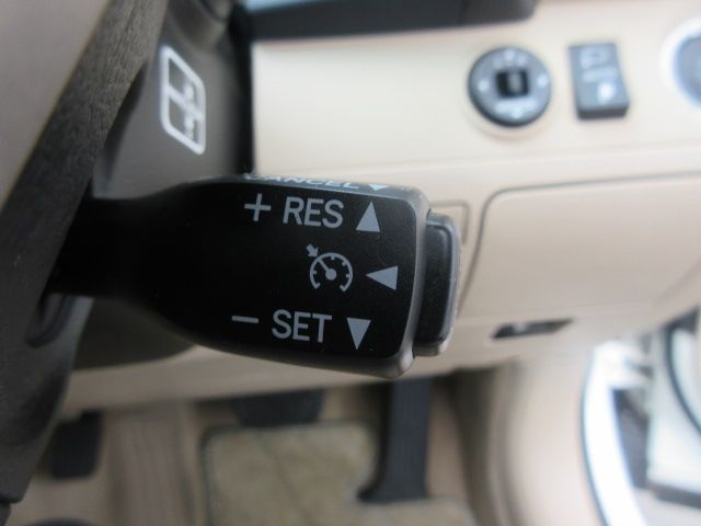 Toyota CROWN SEDAN 2010-05 12333-24