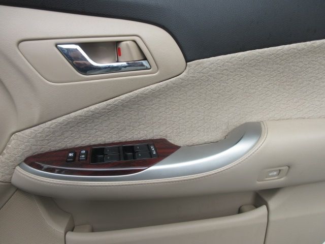 Toyota CROWN SEDAN 2010-05 12333-25