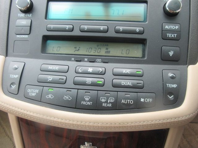 Toyota CROWN SEDAN 2010-05 12333-12