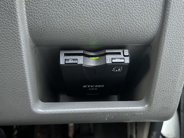 Isuzu COMO 2017-01 17505-11