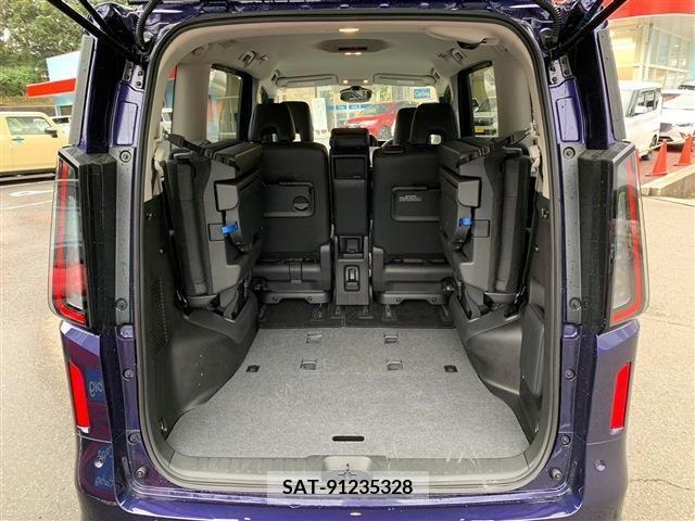 Nissan SERENA 2023-06 254451-26