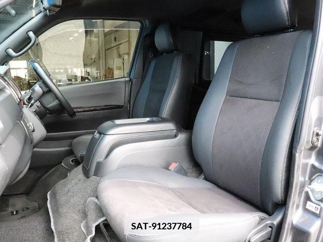 Toyota HIACE VAN 2021-01 352326-11