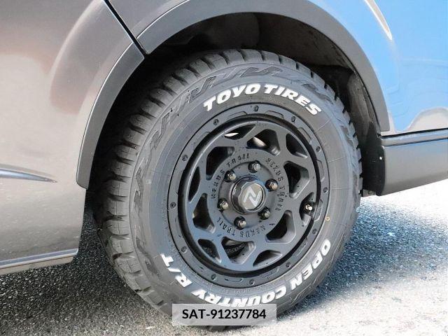 Toyota HIACE VAN 2021-01 352326-3