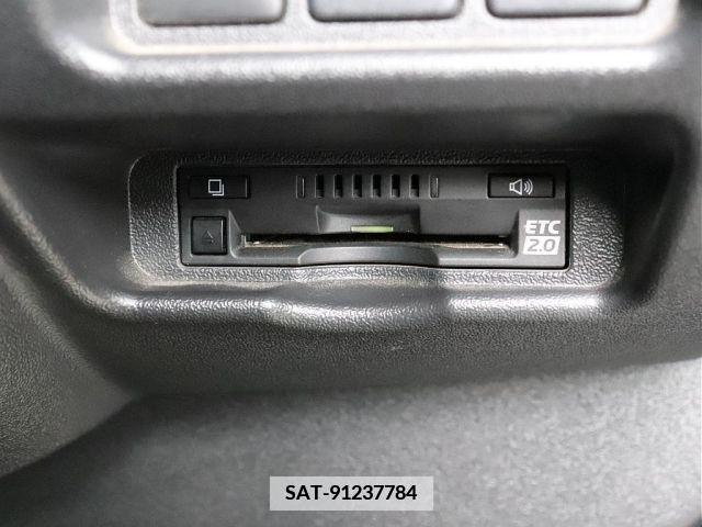 Toyota HIACE VAN 2021-01 352326-17