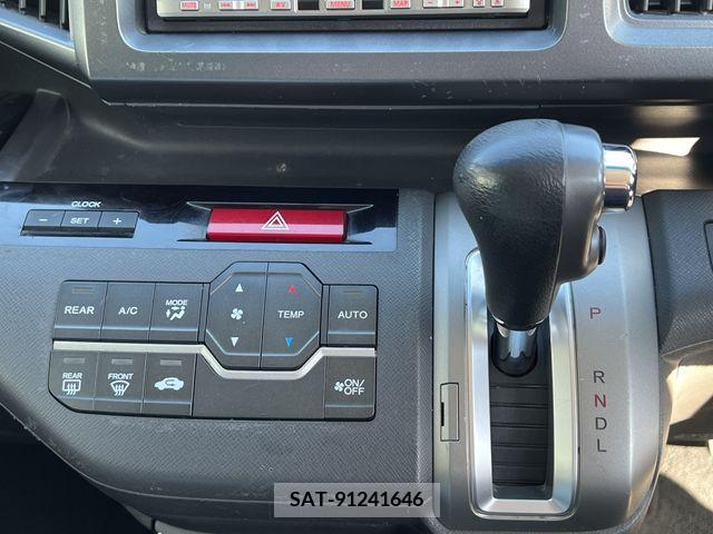 Honda STEP WGN 2010-10 347616-11