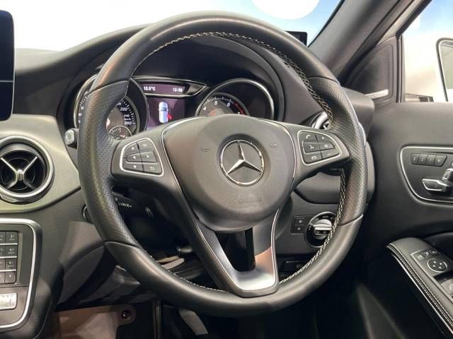 Mercedes Benz GLA-CLASS 2018-03 190233-19