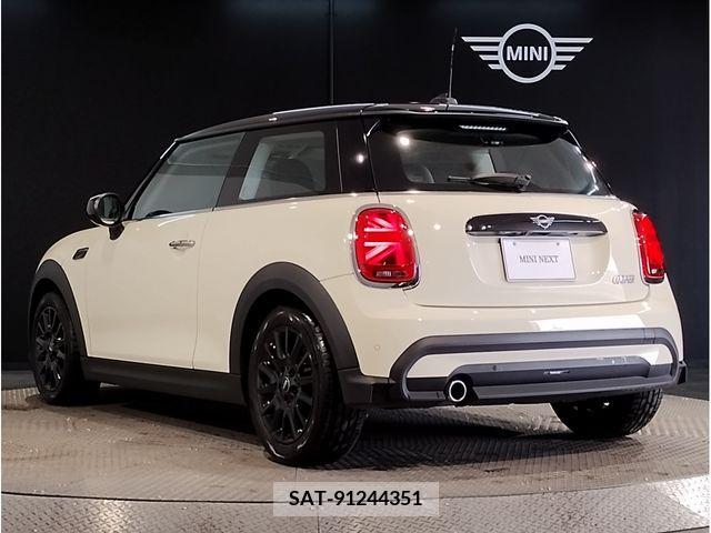 Bmw MINI 2022-03 235981-6