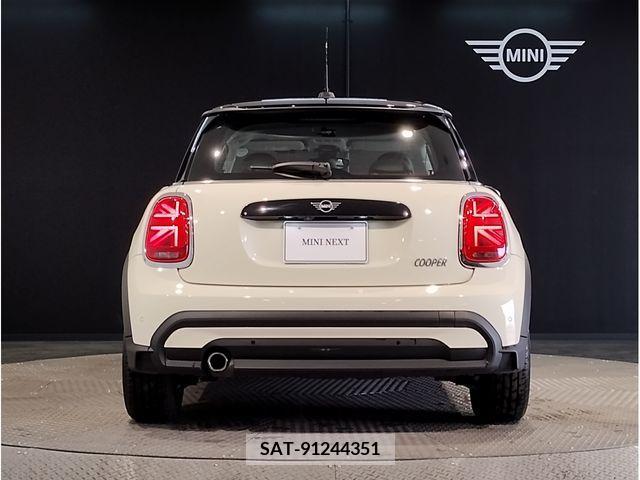 Bmw MINI 2022-03 235981-4
