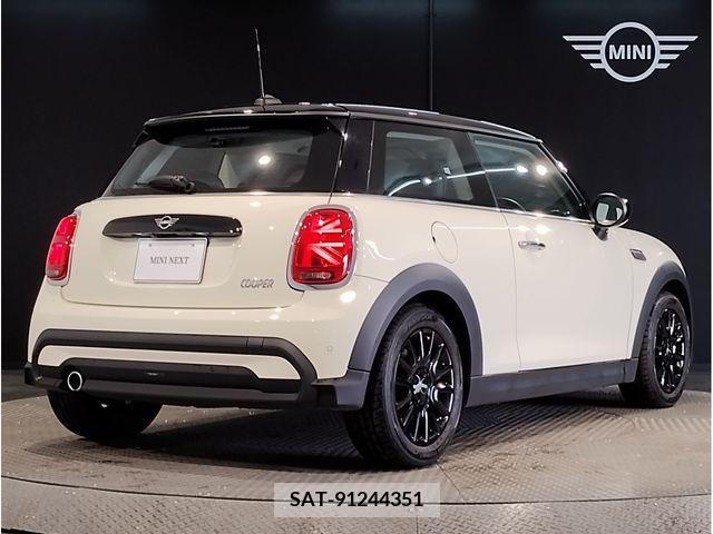 Bmw MINI 2022-03 235981-2