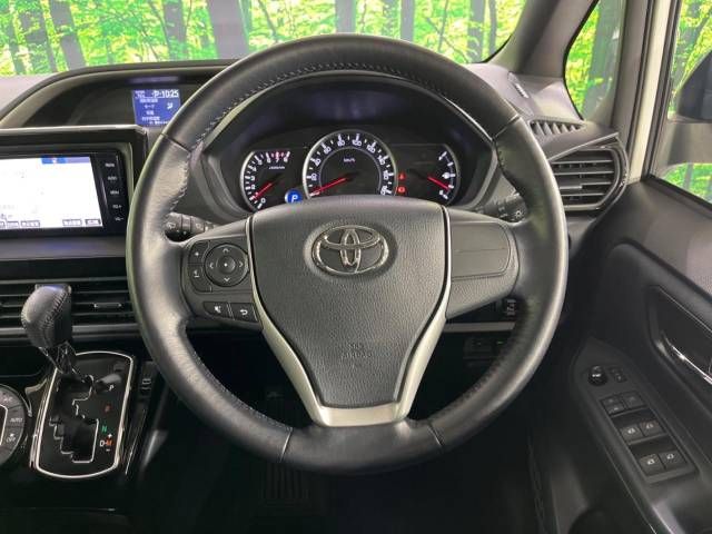 Toyota VOXY 2016-11 19486-8